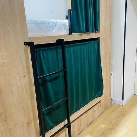 House Tale 1921 Hostel Тбилиси Екстериор снимка